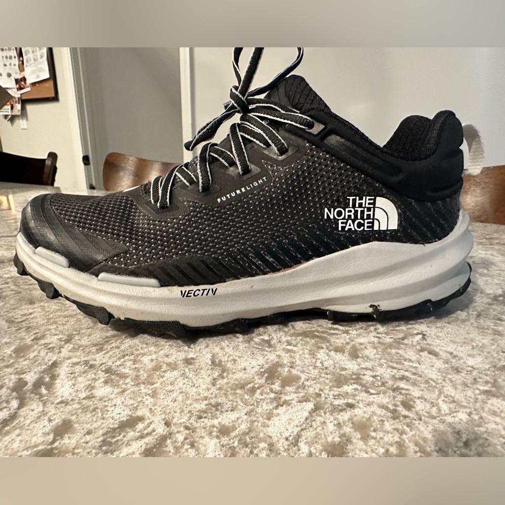 Northface trail sneaker